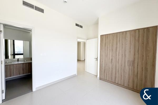 4 Beds | Single Row | Phase 2 | Great Price